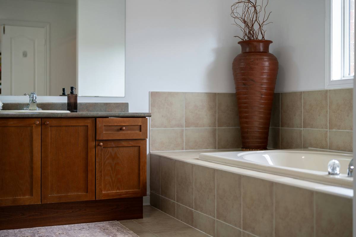 How Long Should You Soak in an Oil Bath? The Truth About Oil Bath Soaking Time