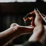 How to Make Aromatherapy Bath Oil That Actually Works